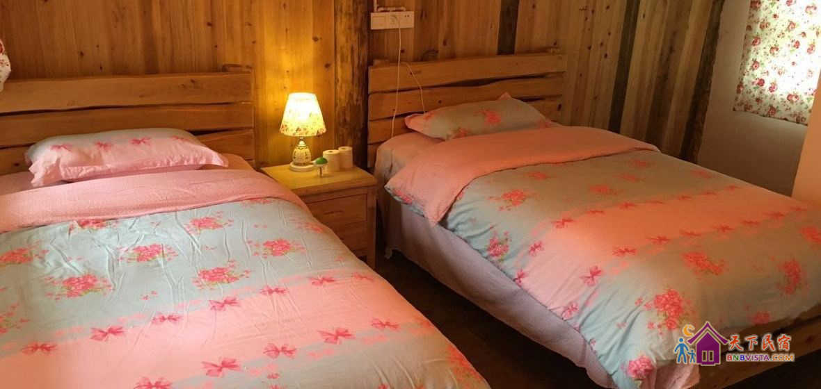 温馨双床房