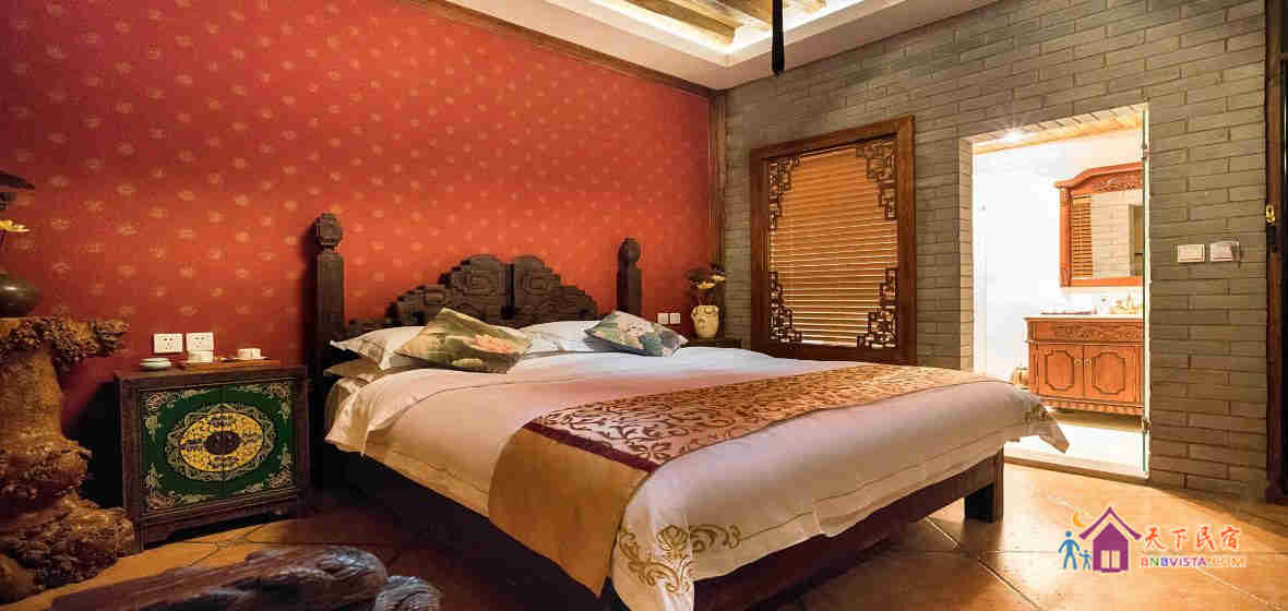 105豪华景观大床房