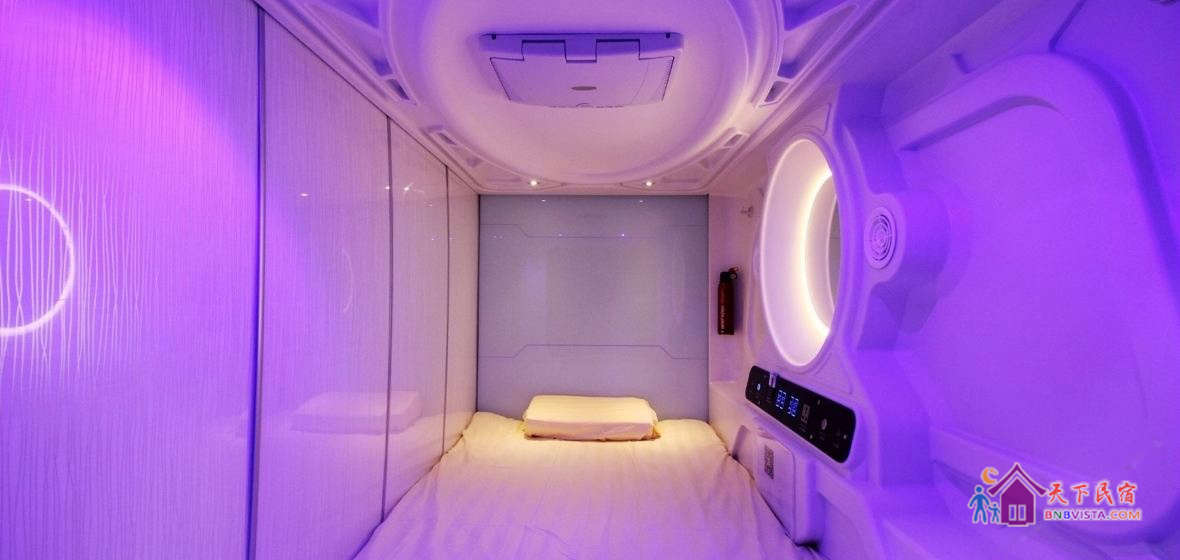 豪华竖舱太空舱