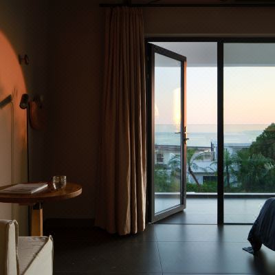 V1梧·海景阳台大床房