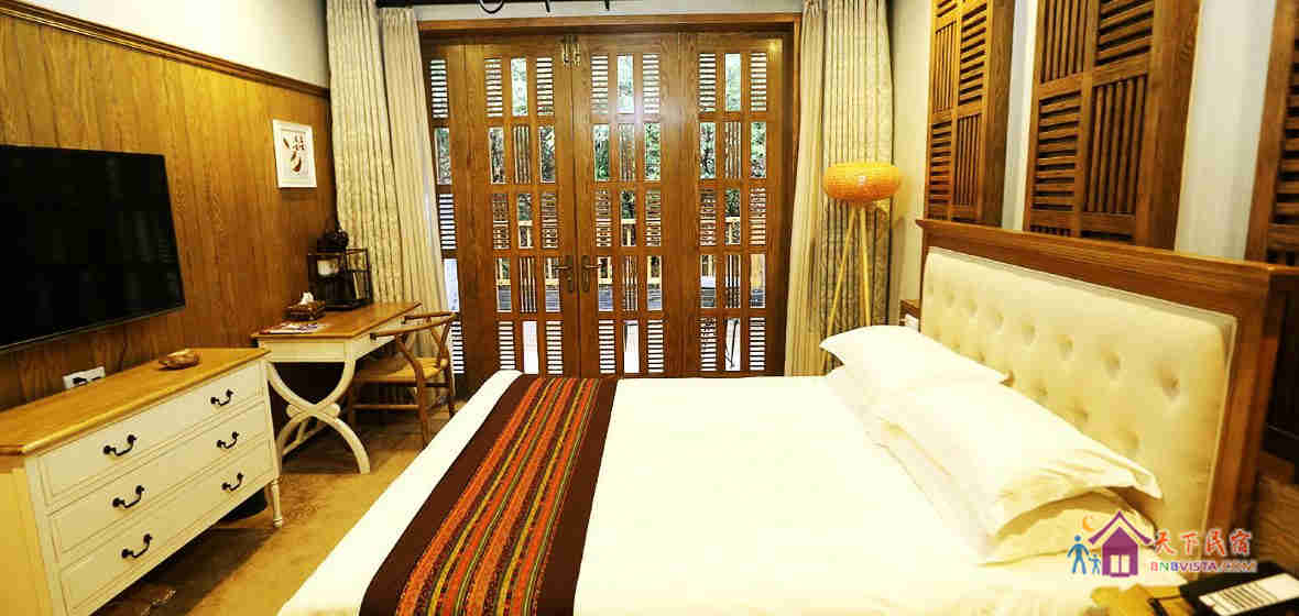 秋恋-阳台大床房