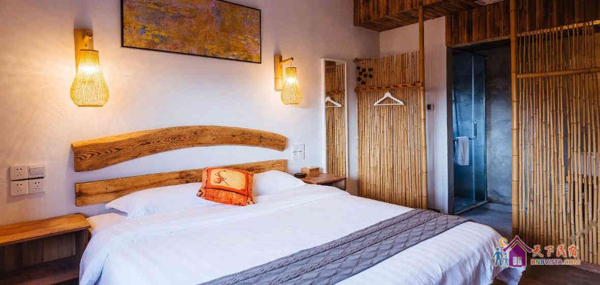 山景经济大床房