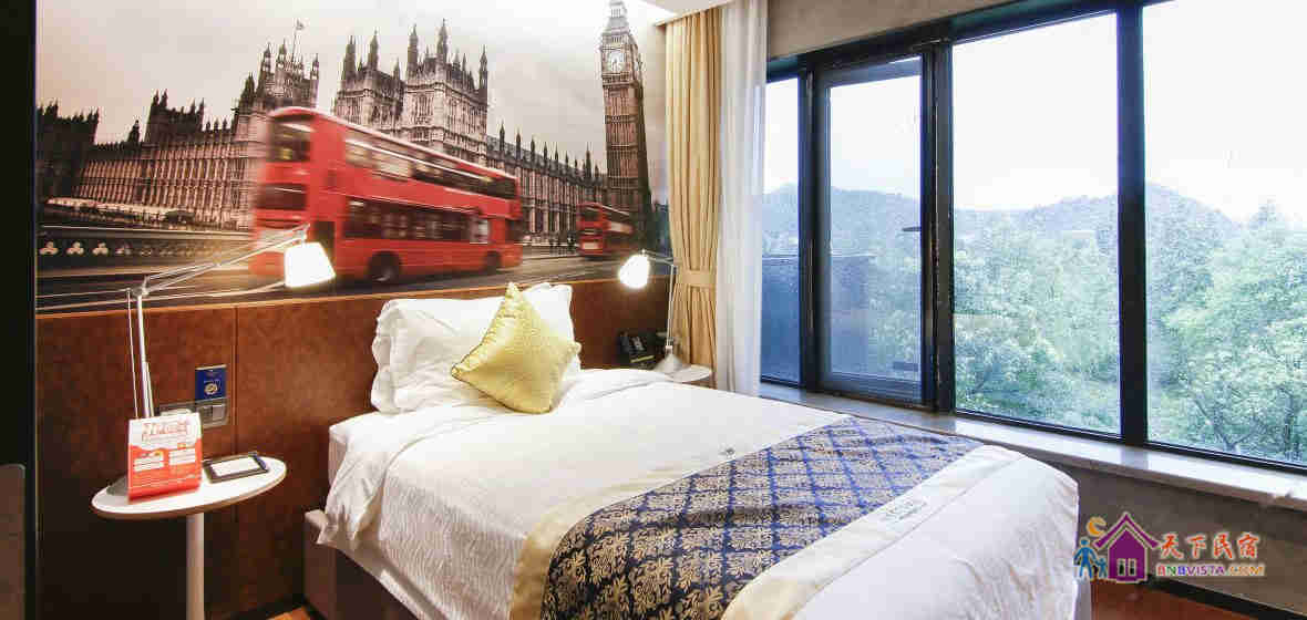 五居室豪华园景别墅