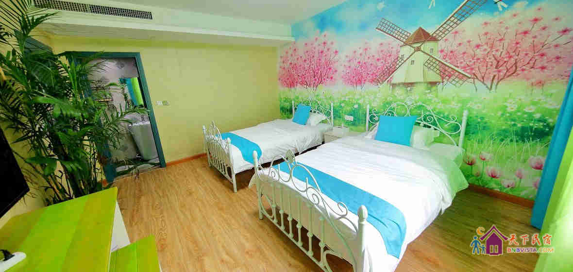 绿野仙踪花草间