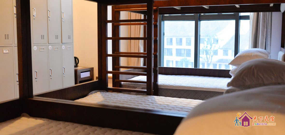 梁山好汉男生八人床位房