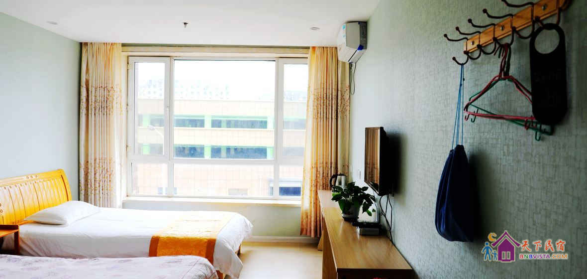 阳光豪华标准双床房