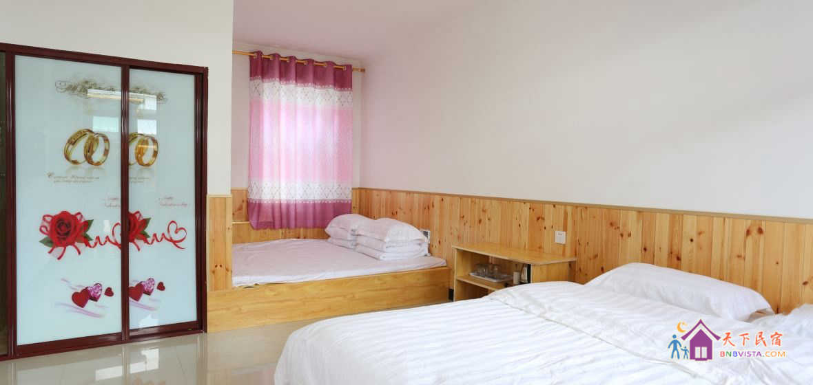 温馨家庭一炕一床房