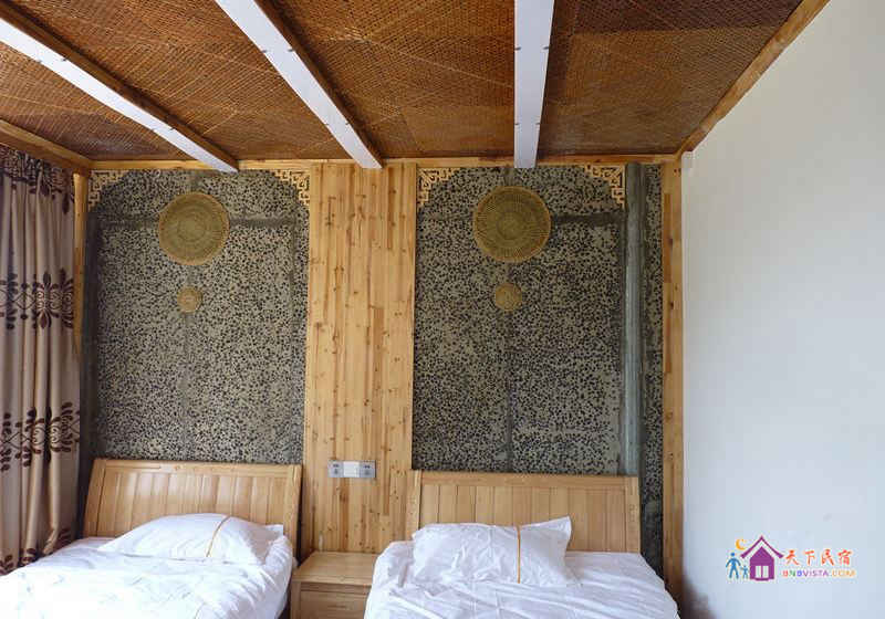 云淡风轻主题房