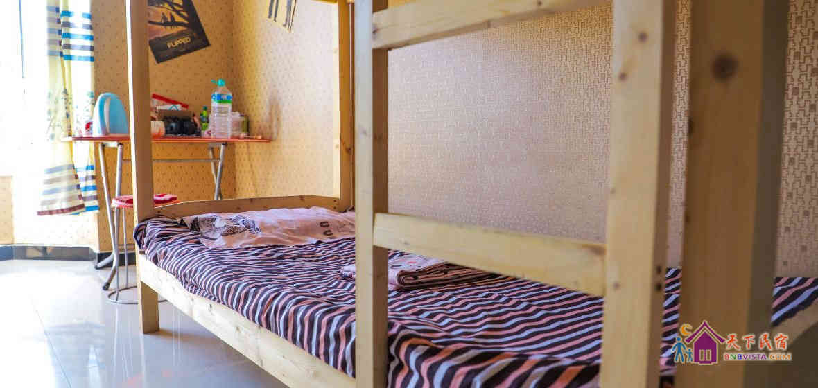 初见萝莉六人间