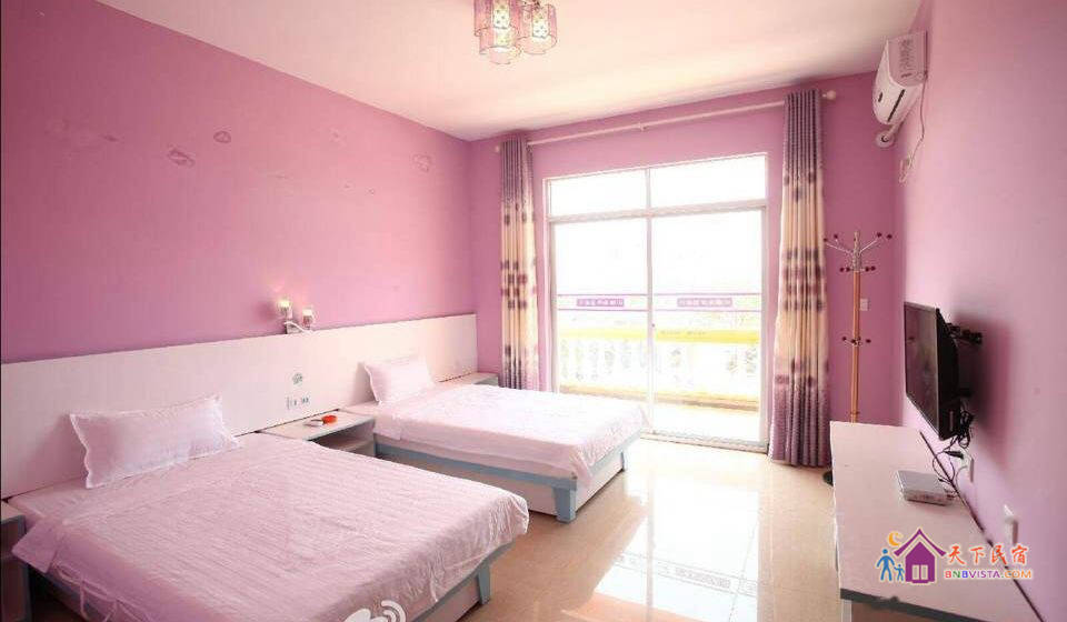 城景阳台标准间