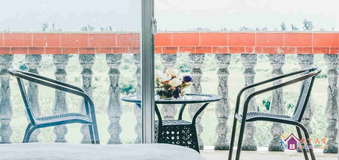阳台大床房