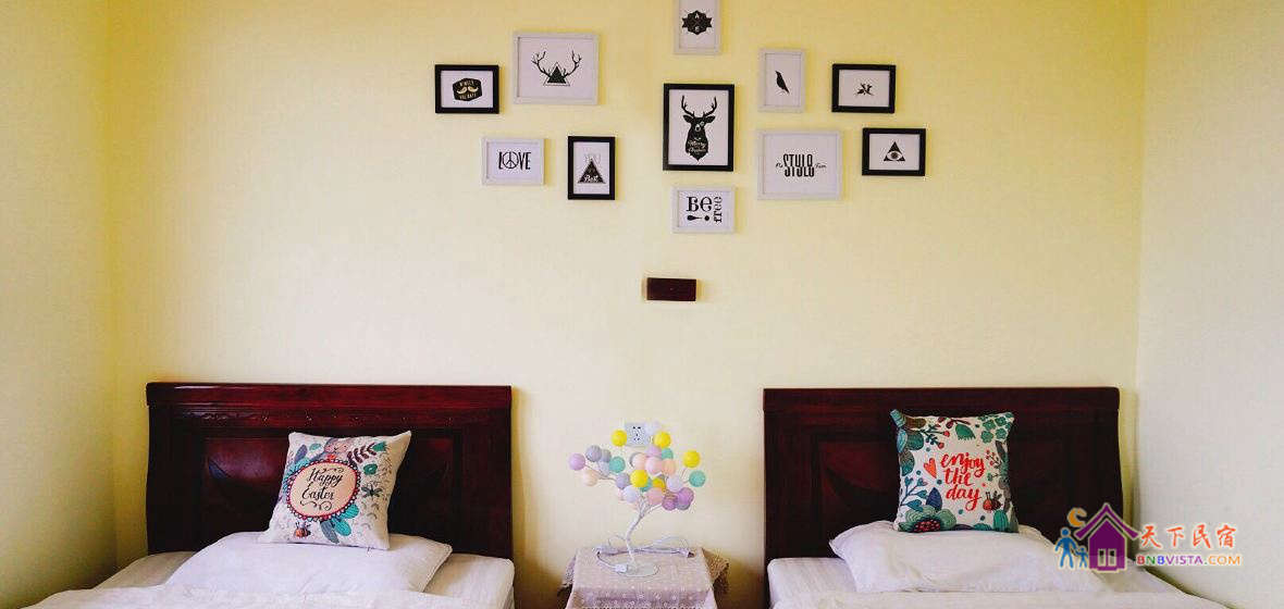 浪漫园景标准双床房