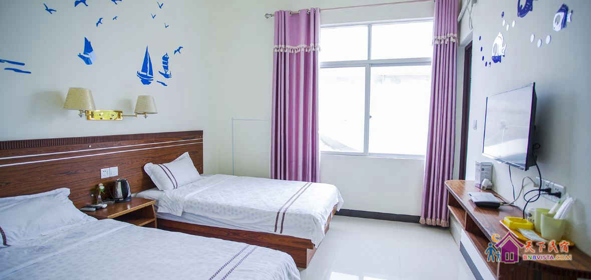 温馨亲子三人房