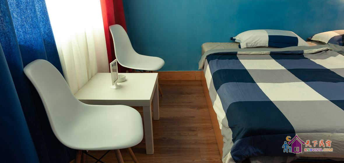 无敌双拼海景大床房