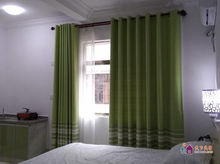 高级大床房(无窗)