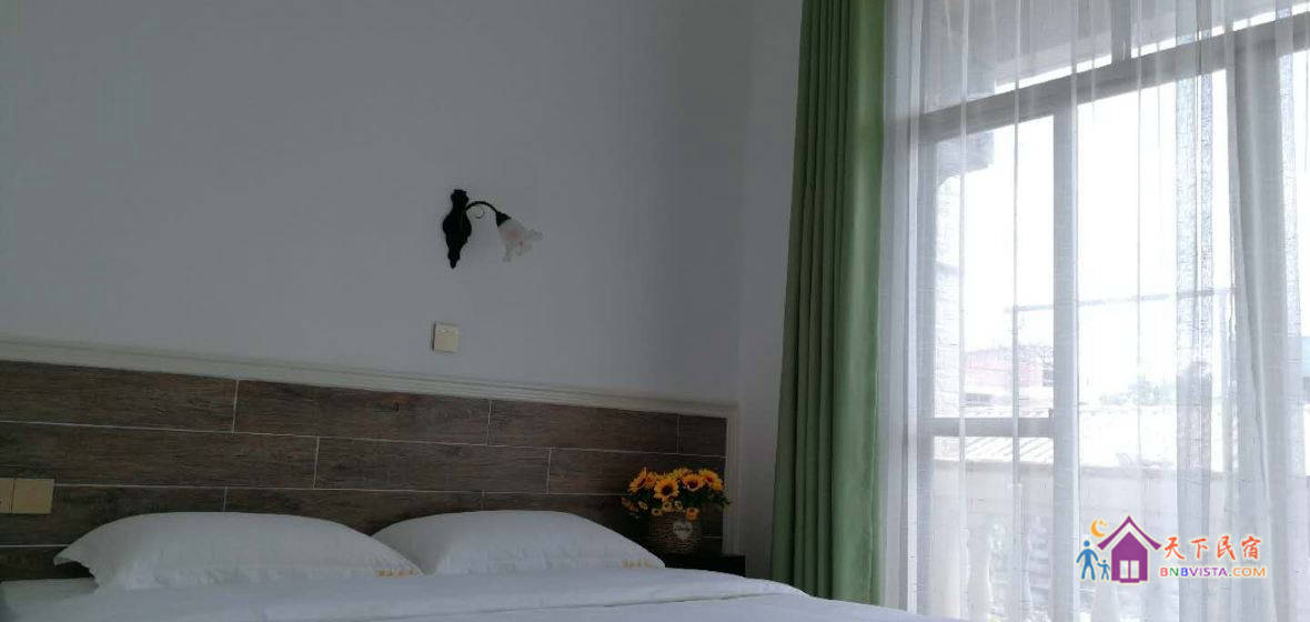 清新阳光大床房