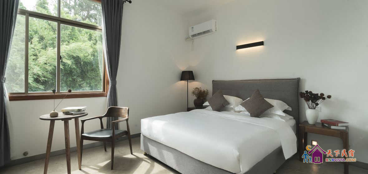 小隐精致大床房