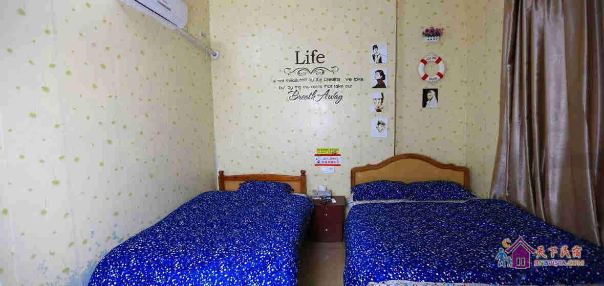 温馨亲子三人间