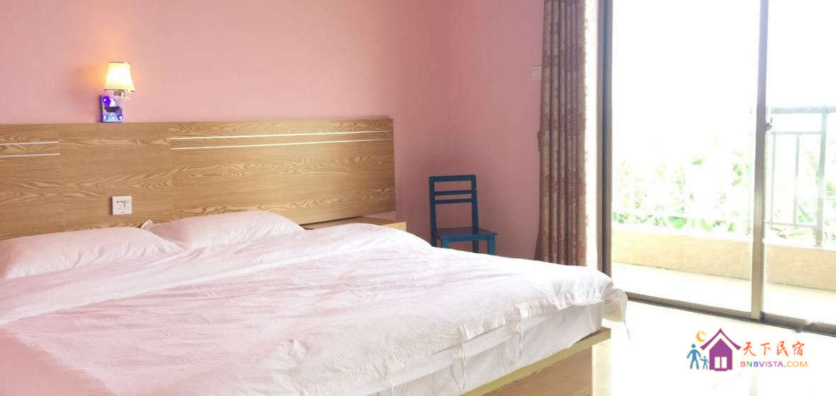 日出阳台大床房