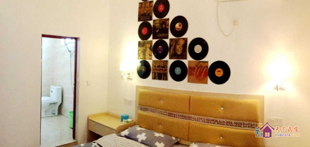 摇滚时代大床房