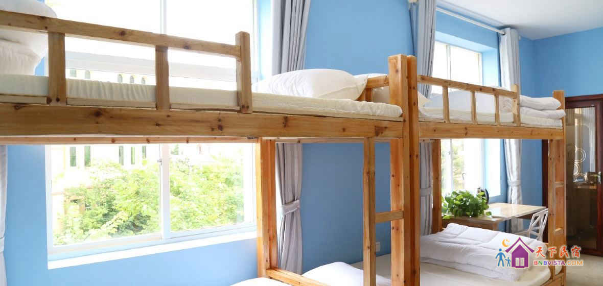 女生八人床位房