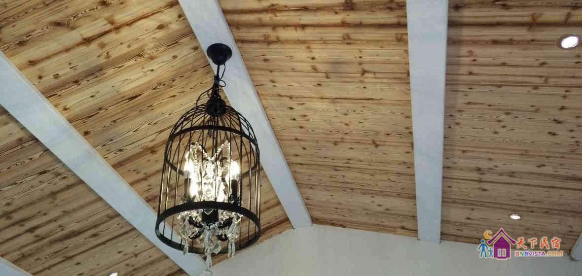 纯海景豪华蜜月圆床房