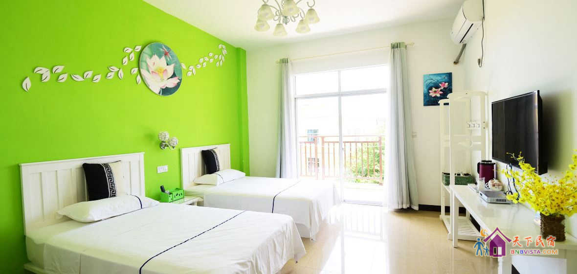 温馨阳台双床房