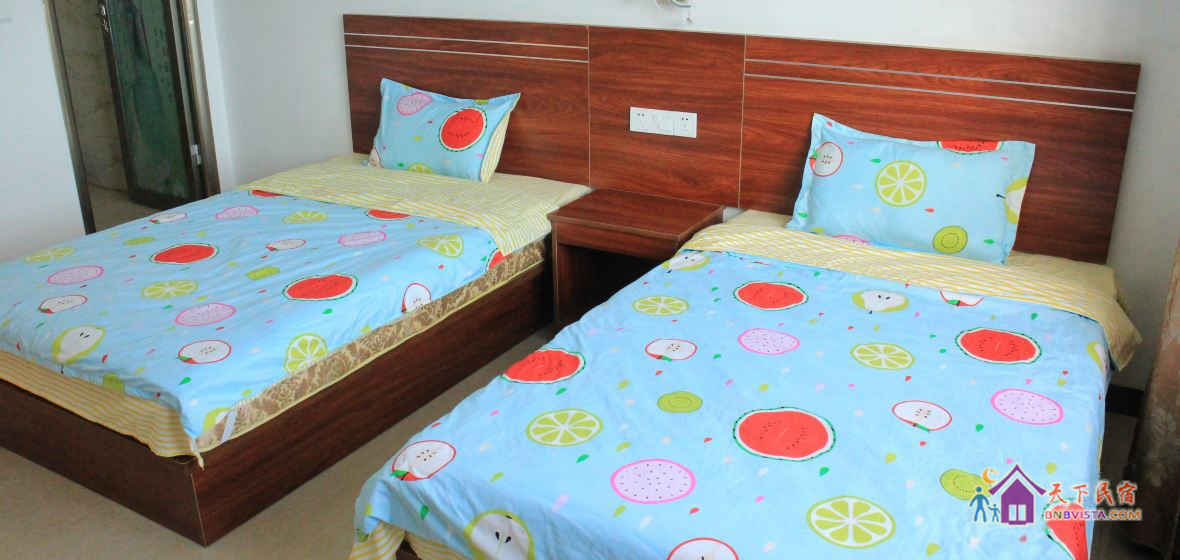 菠萝水果标准间