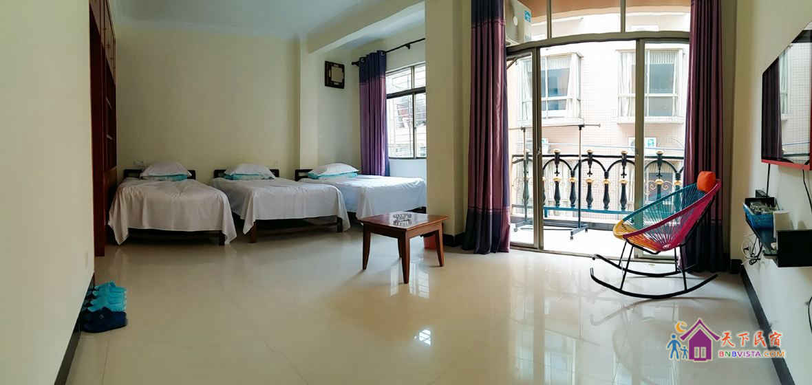 标准阳台三人间