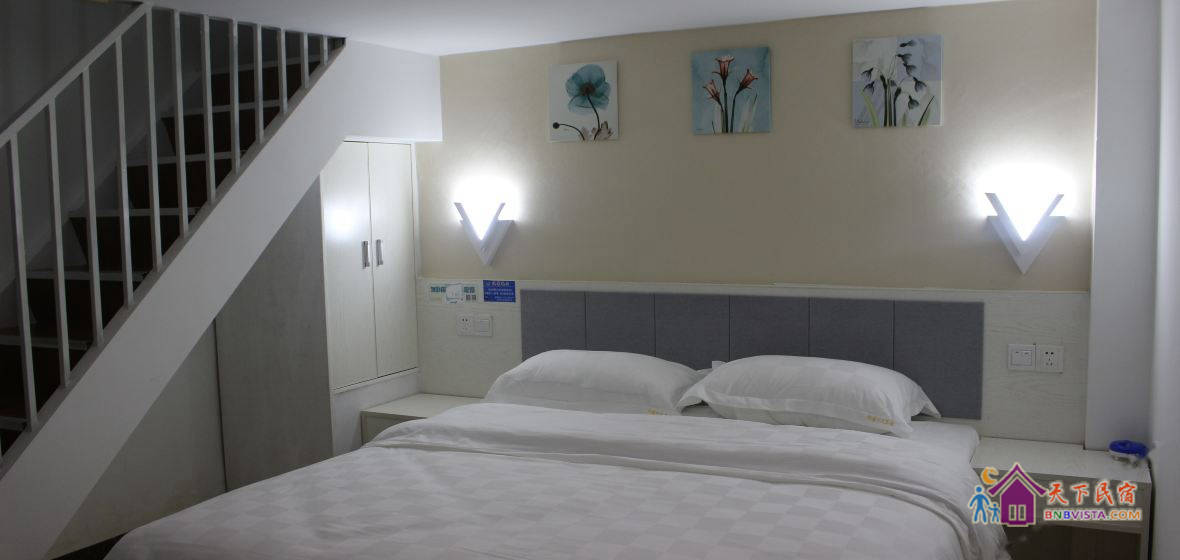 复式豪华二居室套房