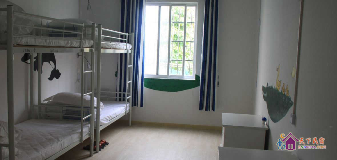 女生四人间(床位)