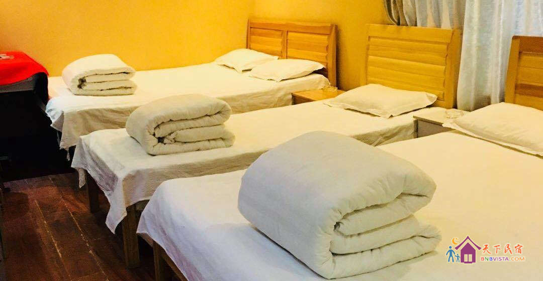 经济三床房(公共卫浴)