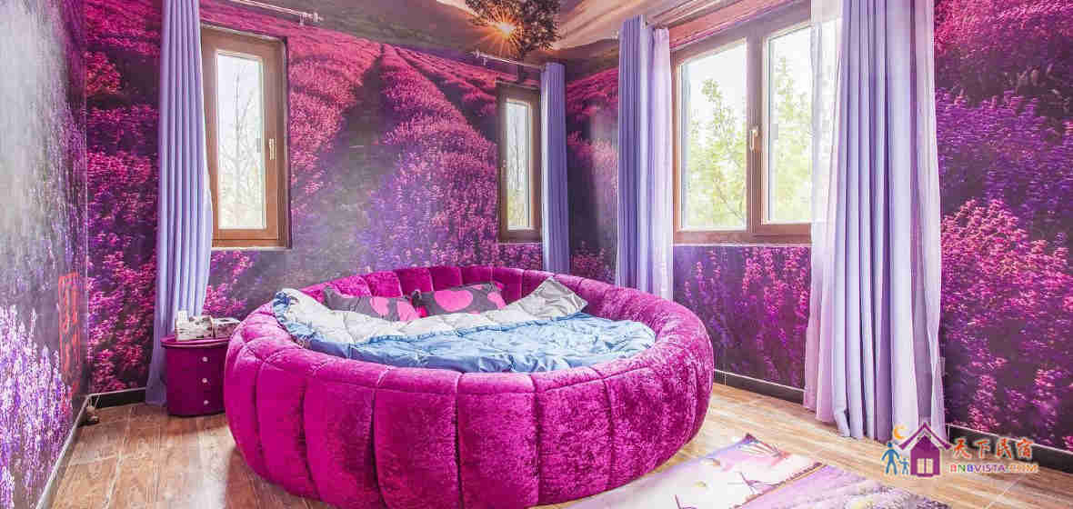 家庭聚会六室四厅套房