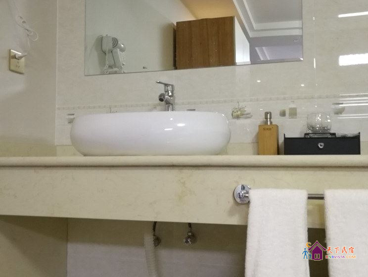 五室三厅套房(无窗)