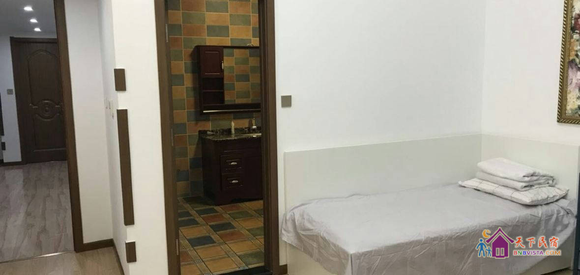 六室三厅套房(无窗)