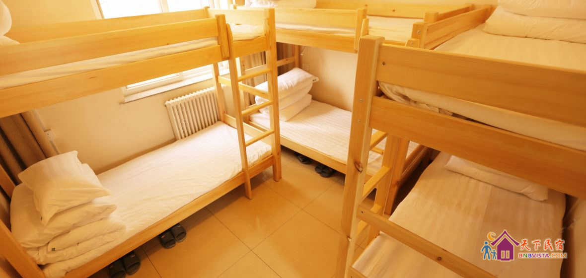 特惠女生床位房