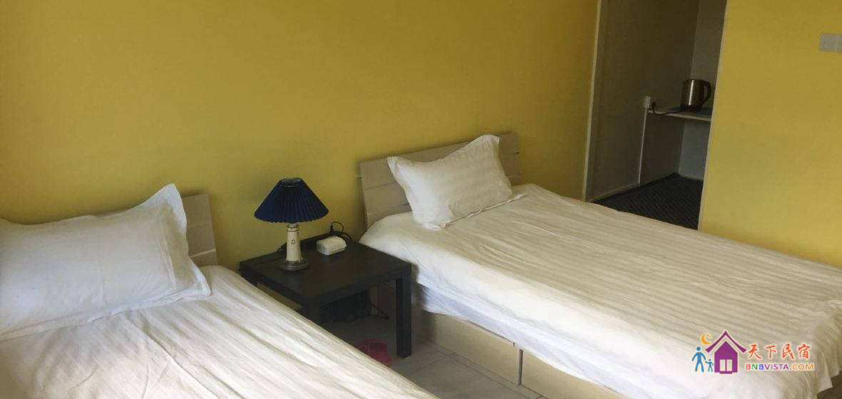 红馆-竹叶听风独立小院儿两室一厅