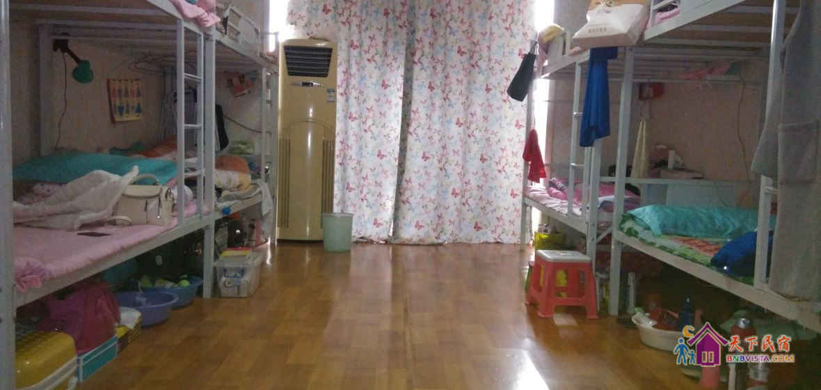 男生普通十人间(床位)(公共卫浴)