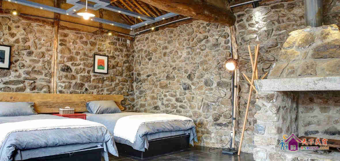 又见豪华双床房