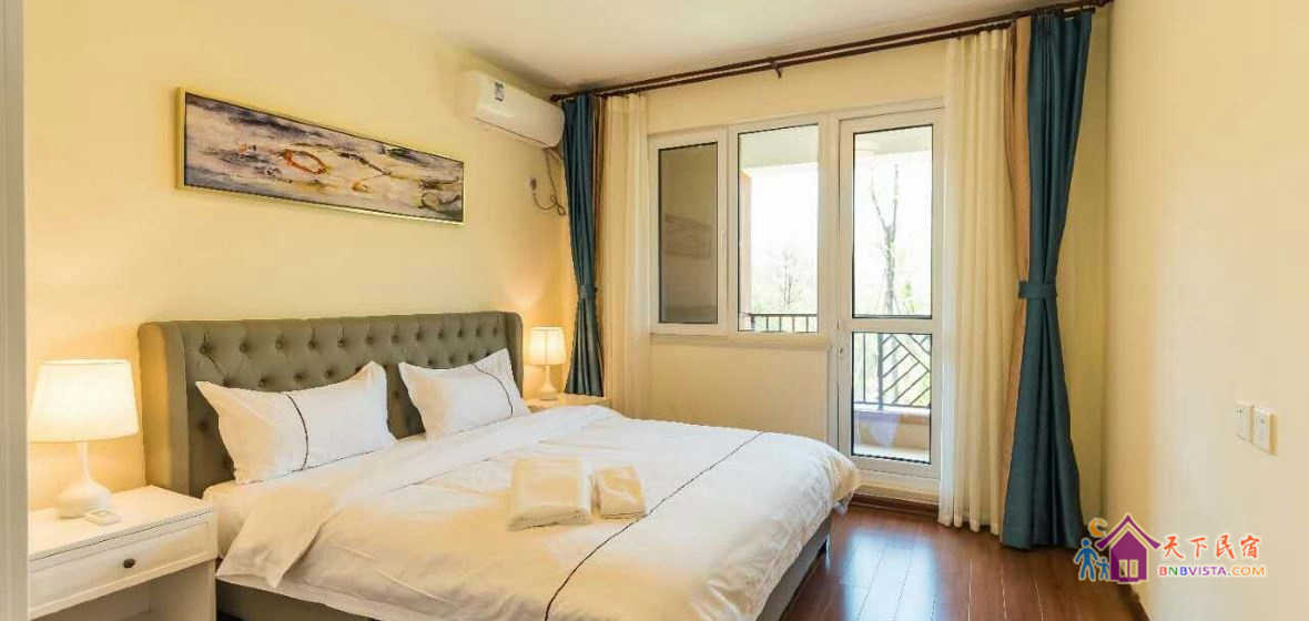 复式两室一厅叠院别墅