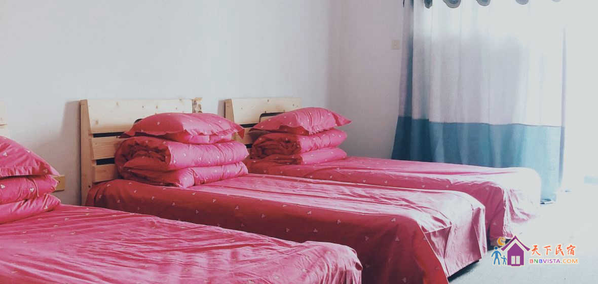 精品三人间(床位)(公共卫浴)