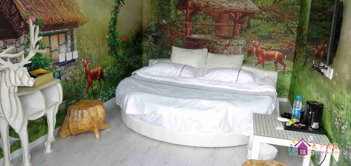 园景主题家庭房四人间