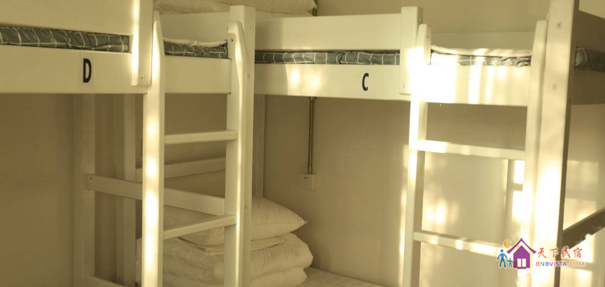 轻旅生活四人间(床位)