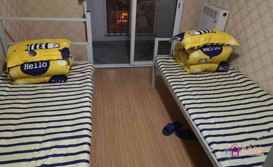 温馨家庭二人间(公共卫浴)