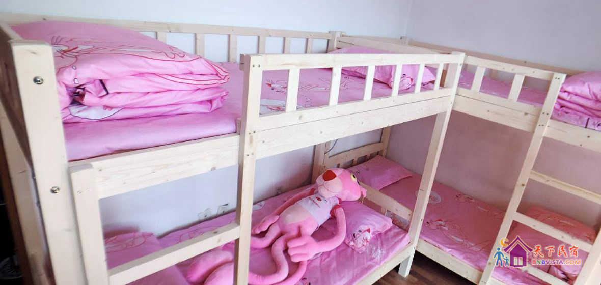 四人间(床位房)(公共卫浴)