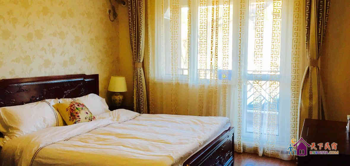 蜜桃观景跃层两室别墅