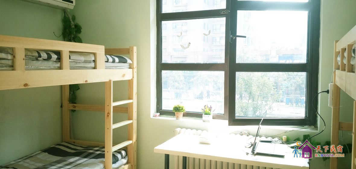 四人房(床位)(公共卫浴)