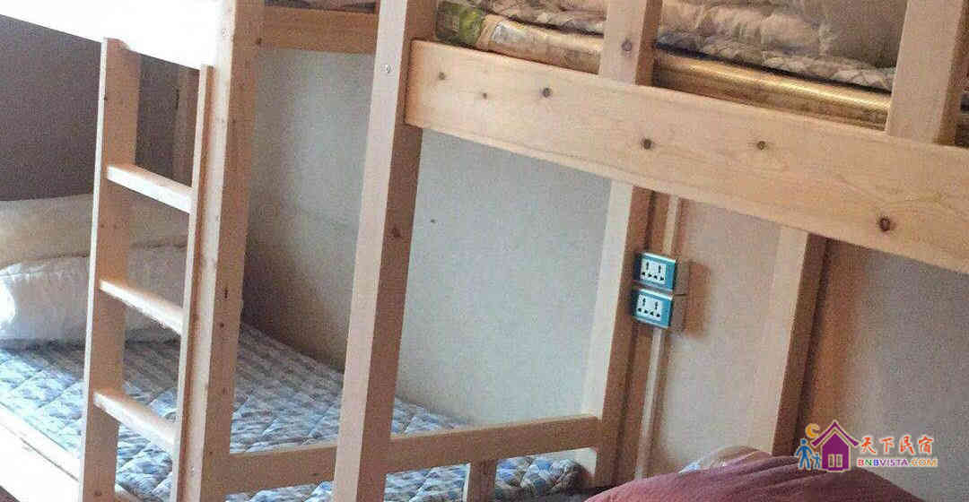 漂亮MM八人间(床位)