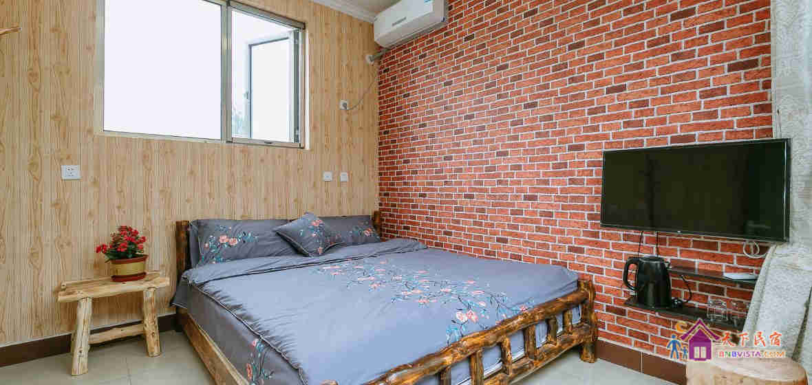 普通崖柏大床房B