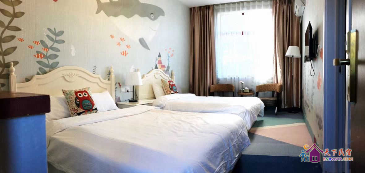 豪华山景亲子房